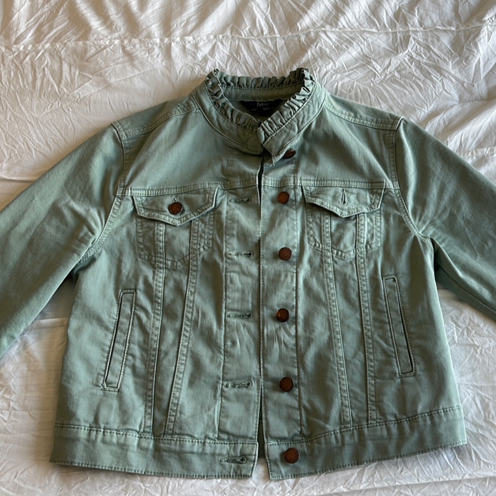 Boden mint jacket with ruffled neck